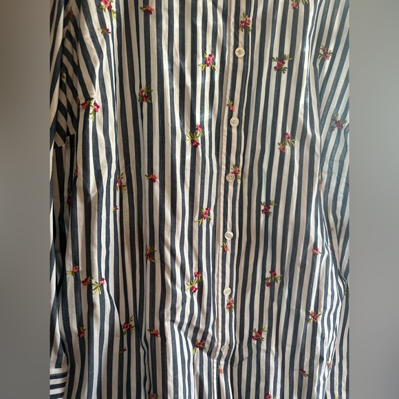 NWOT Woman Within | Blue and White Floral Embroidery Button down - Picture 2 of 5